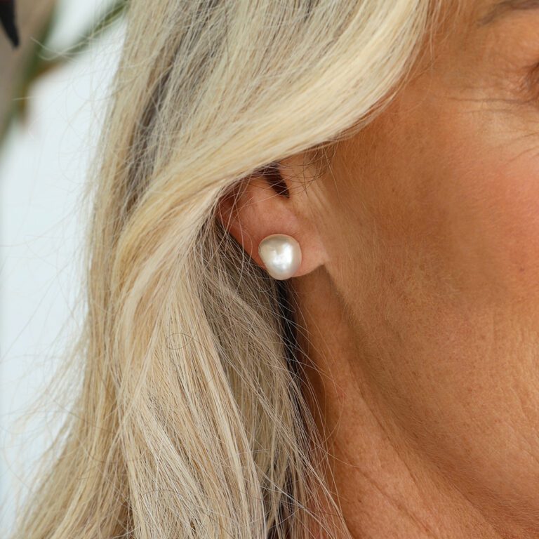 173023 Keshi Studs WG - content