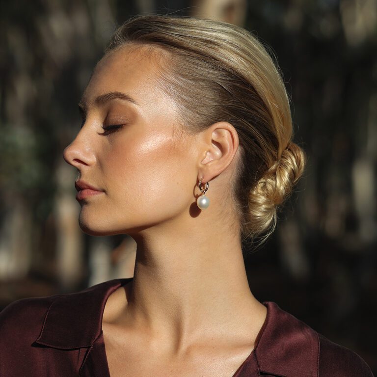 Classic Huggies YG with Shimmer Attachments 0237