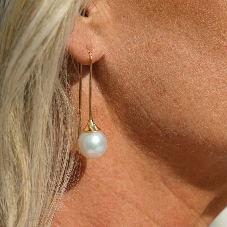 Large Trumpet Earrings YG - content